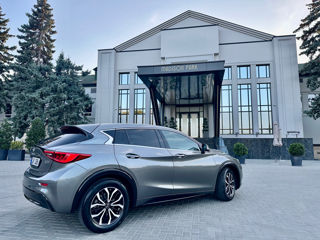 Infiniti Q30 foto 5