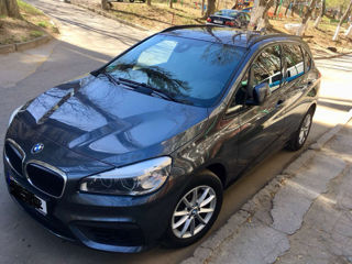 BMW 2 Series Active Tourer foto 2