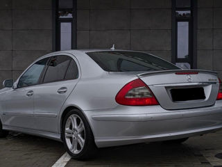 Mercedes E-Class foto 3