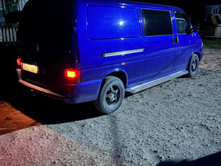 Volkswagen Transporter foto 2