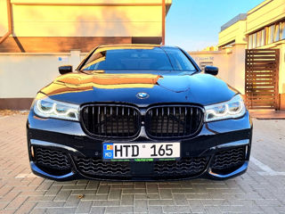 BMW 7 Series foto 2