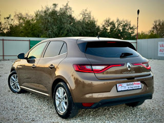 Renault Megane foto 3