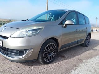 Renault Grand Scenic foto 8