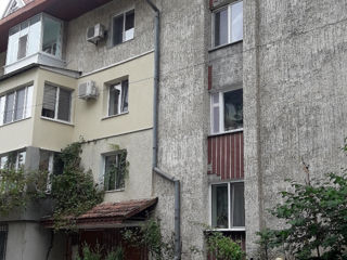 Apartament cu 2 camere, 50 m², Sculeni, Chișinău foto 2