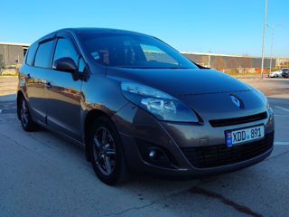 Renault Grand Scenic foto 4