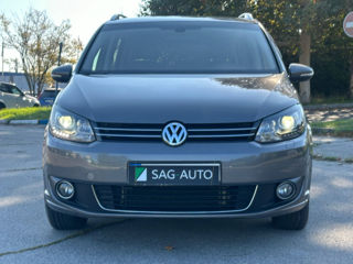 Volkswagen Touran foto 3