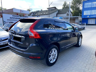 Volvo XC60 foto 3