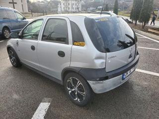 Opel Corsa foto 5