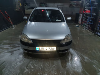 Opel Corsa foto 2