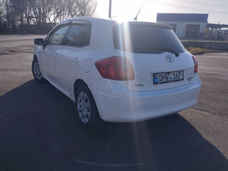 Toyota Auris foto 4