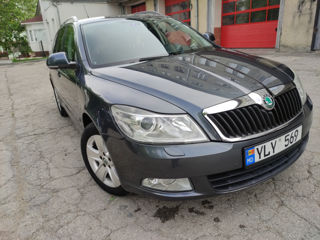 Skoda Octavia foto 3