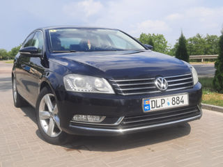 Volkswagen Passat foto 1