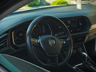 Volkswagen Jetta foto 5