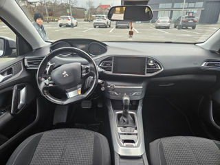 Peugeot 308 foto 9