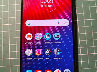 Moto Z4 + Incipio Vehucle Dock