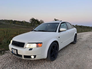 Audi A4 foto 1