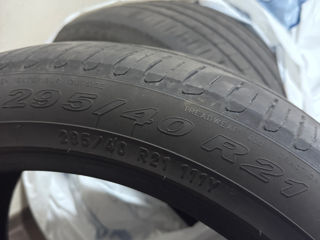 Продам Летние Скаты Pirelli 295/40r21 Лето foto 3