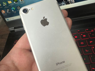 iPhone 7 in stare perfecta foto 3