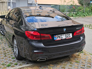 BMW 5 Series foto 3