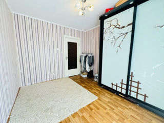 Apartament cu 2 camere, 60 m², Botanica, Chișinău foto 3