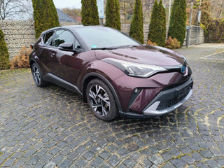 Toyota C-HR foto 2