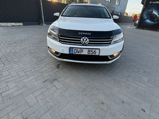 Volkswagen Passat foto 4