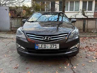 Hyundai Solaris foto 4