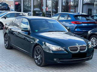 BMW 5 Series foto 4