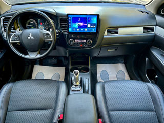 Mitsubishi Outlander foto 6