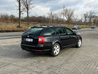 Skoda Octavia foto 2