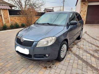 Econom-club masini de la 10 -17 euro/ zi ,(toyota / reno) la aeroport gratuit 24 /24 !!! foto 18