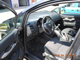 Toyota Auris foto 8