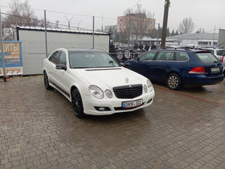 Mercedes E-Class foto 3