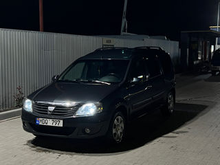 Dacia Logan foto 8