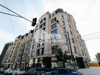 Apartament cu 2 camere, 61 m², Centru, Chișinău foto 1