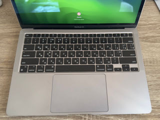 MacBook Air M1 2020 (8/256Гб)