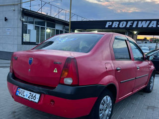 Dacia Logan foto 3