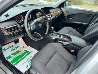 BMW 5 Series foto 4