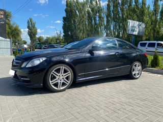 Mercedes E-Class Coupe foto 4