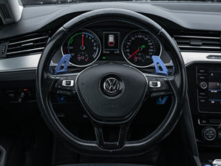 Volkswagen Passat foto 11