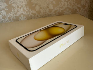 iPhone 15 Yellow