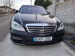 Mercedes S-Class