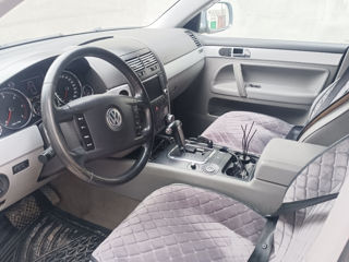 Volkswagen Touareg foto 6