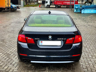 BMW 5 Series foto 8