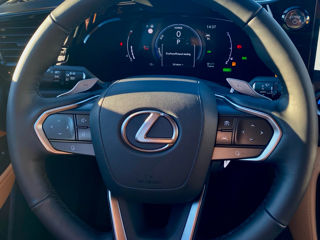 Lexus NX Series foto 9