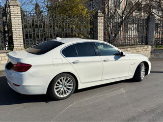 BMW 5 Series foto 2