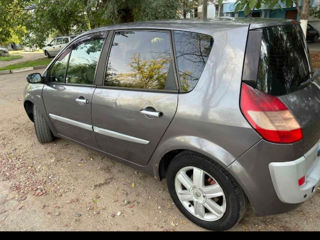 Renault Scenic foto 2