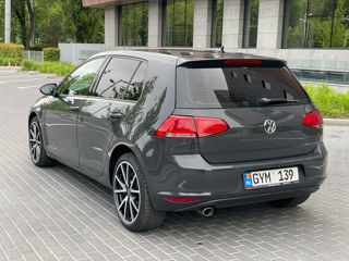 Volkswagen Golf foto 4