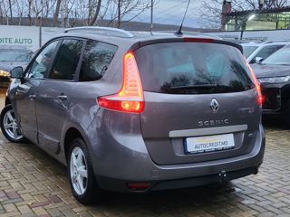 Renault Grand Scenic foto 9