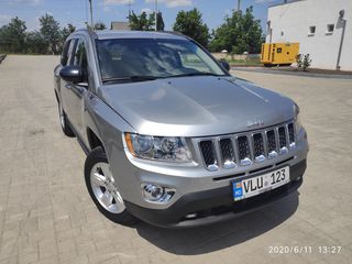 Jeep Compass foto 1